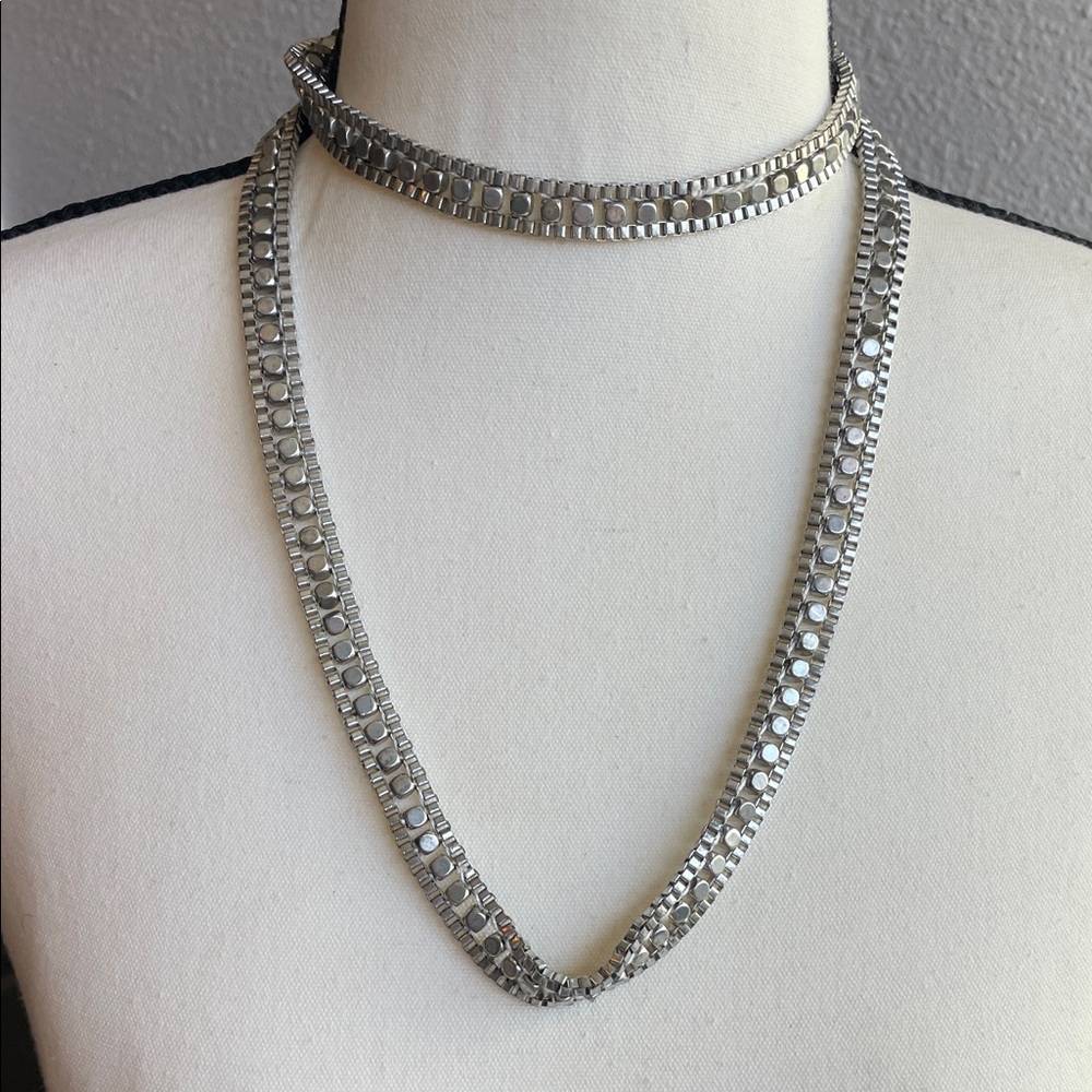 Kenneth Cole Long Detailed Chain Necklace